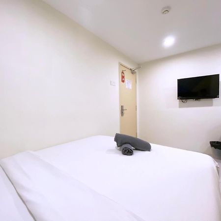 Your Hotel Кланг Екстериор снимка