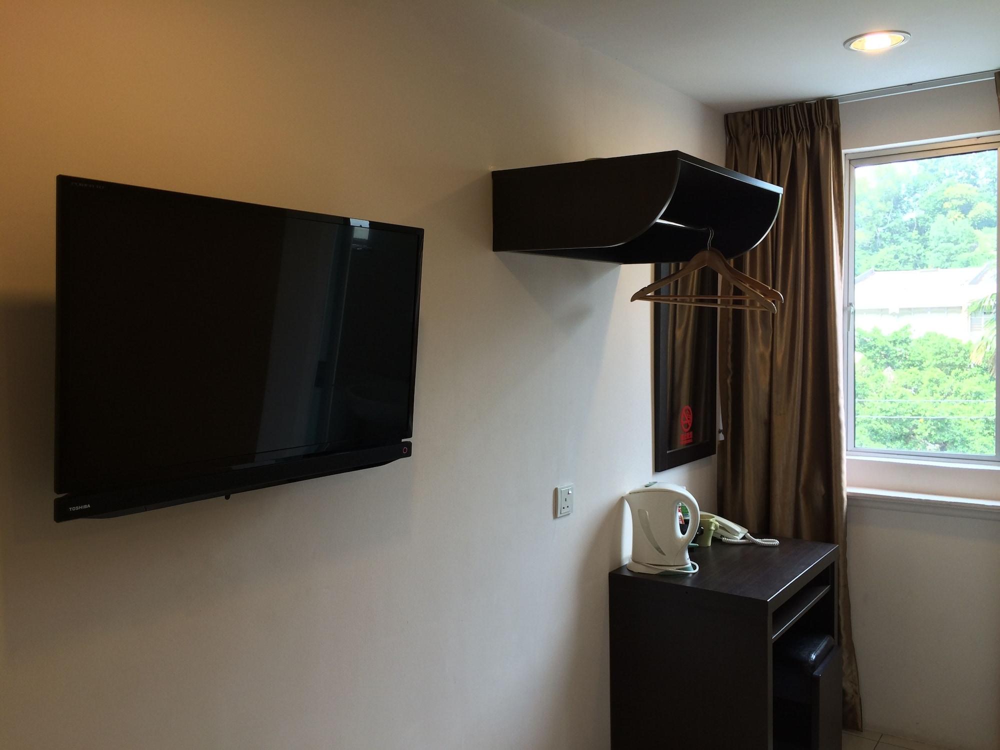 Your Hotel Кланг Екстериор снимка