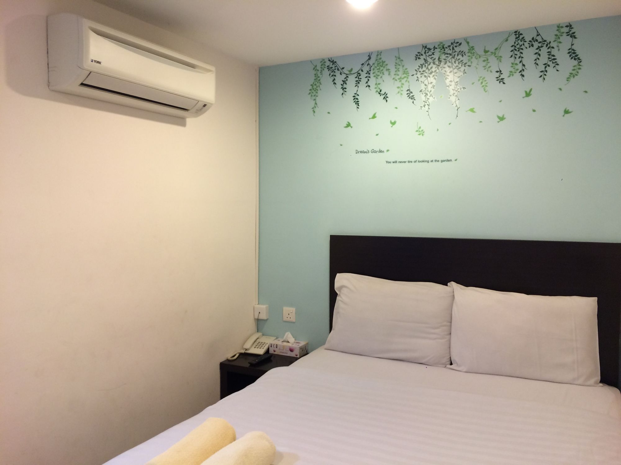 Your Hotel Кланг Екстериор снимка